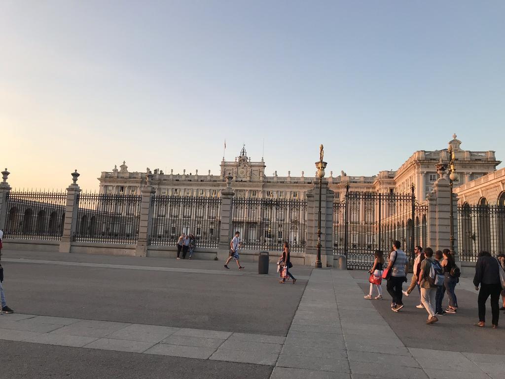 Latina Palace มาดริด ภายนอก รูปภาพ